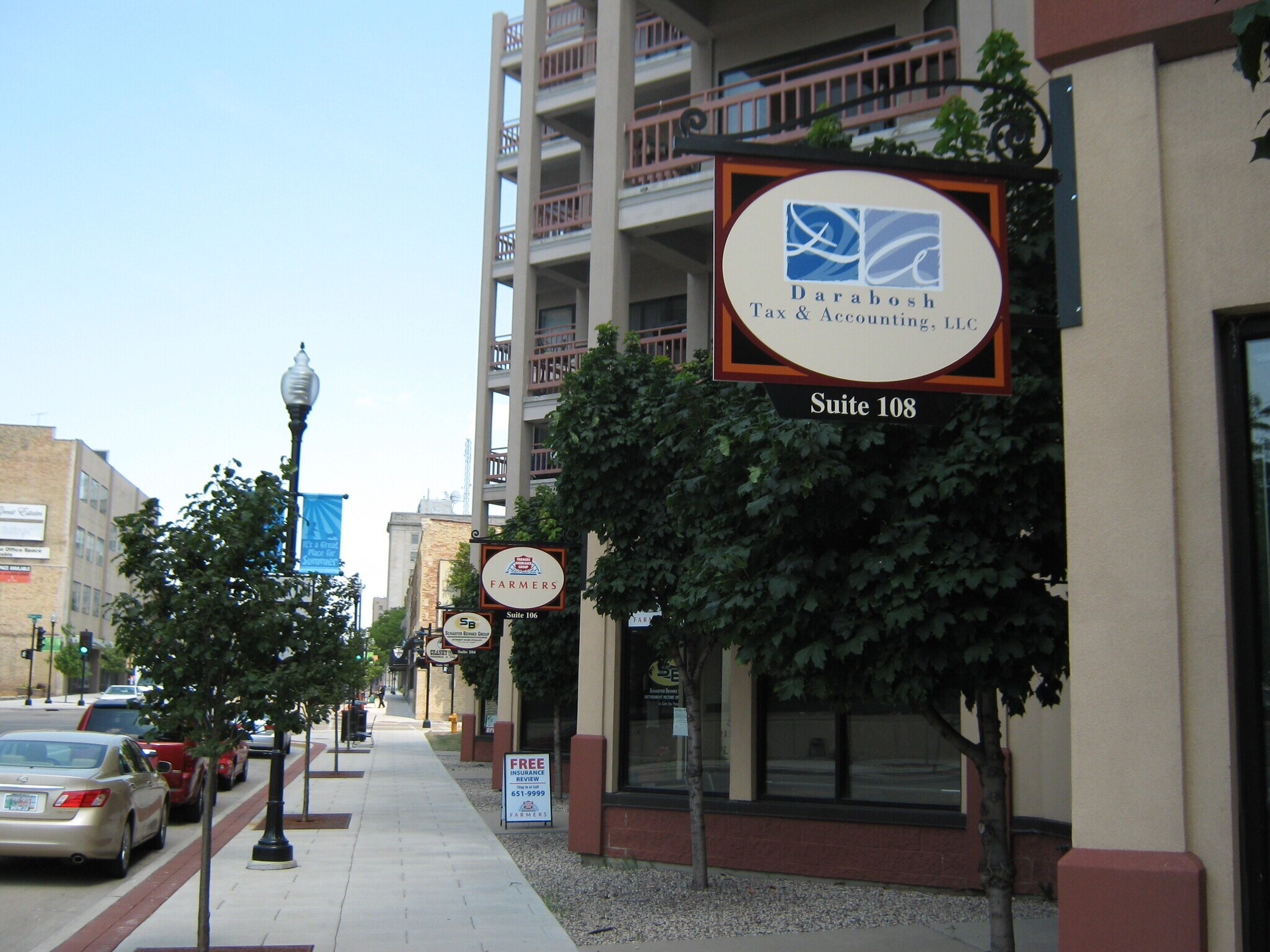 100 N Main St, Oshkosh, WI for sale Building Photo- Image 1 of 1