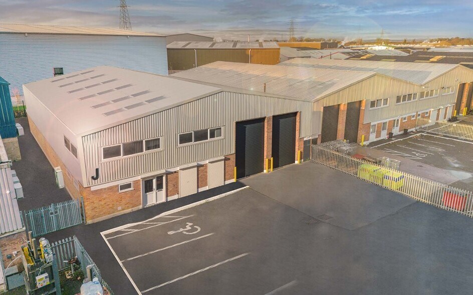 Runnings, Cheltenham for lease - Building Photo - Image 1 of 4