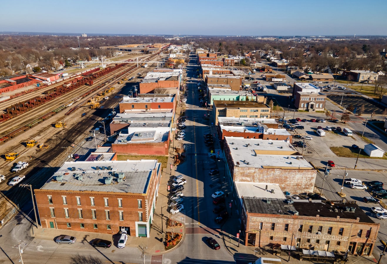 304 W Commercial St, Springfield, MO 65803