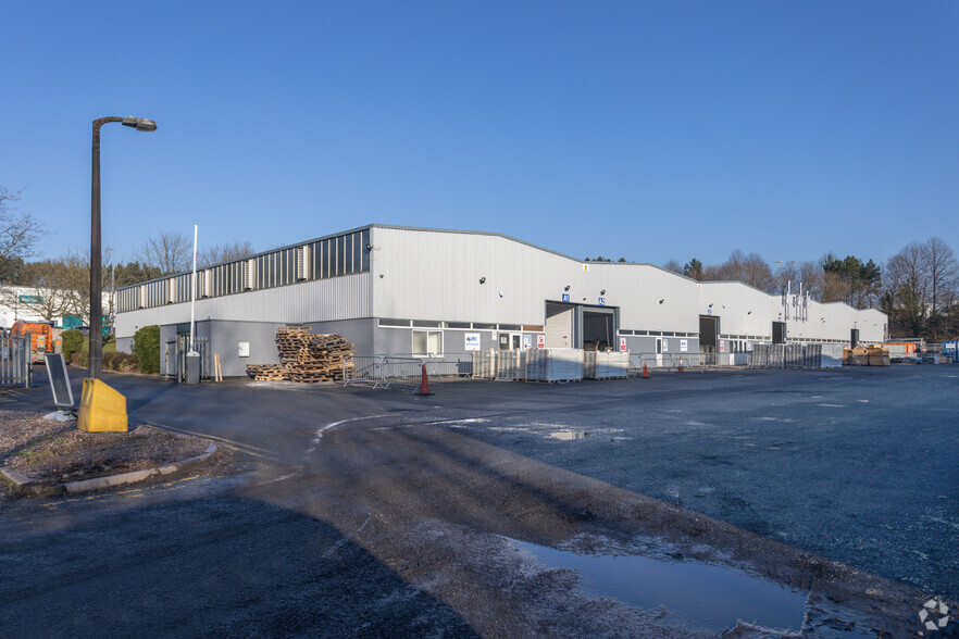 Halesfield 13, Telford for lease - Primary Photo - Image 1 of 2