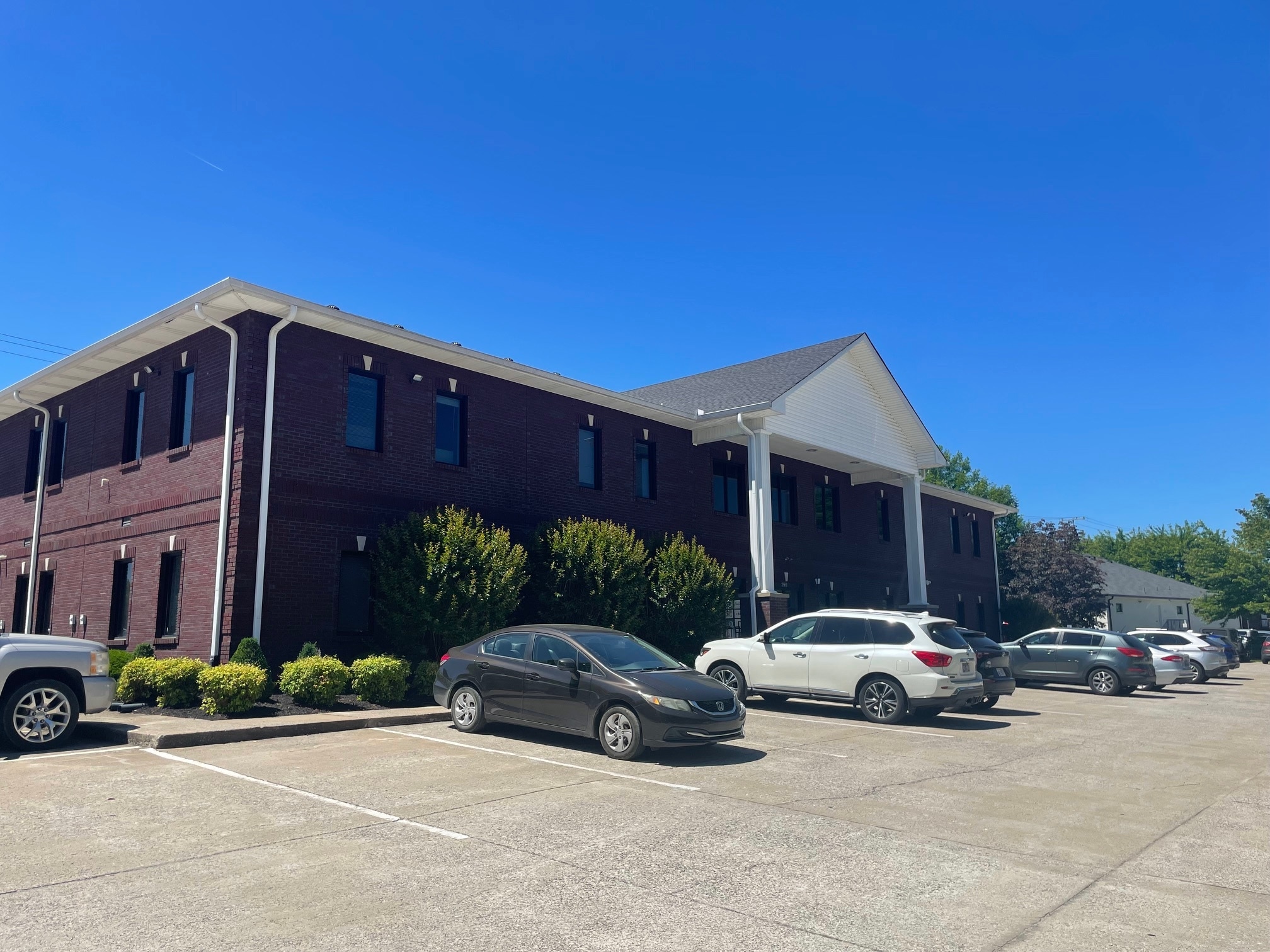 298 Clear Sky Ct, Clarksville, TN for lease Interior Photo- Image 1 of 21