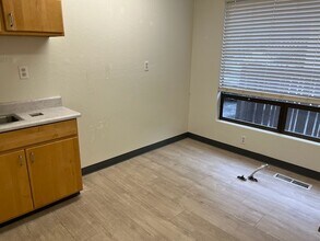 26365 Carmel Rancho Blvd, Carmel, CA for lease Building Photo- Image 2 of 11