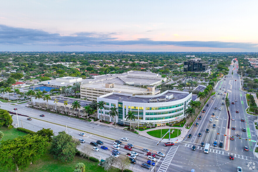 3301 N University Dr, Coral Springs, FL for lease - Building Photo - Image 2 of 22