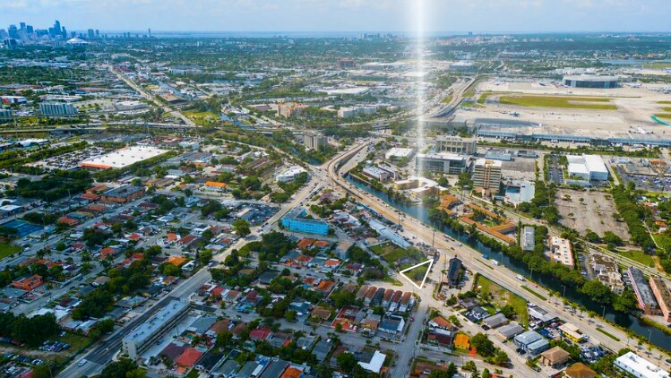 699 E Okeechobee Rd, Hialeah, FL for sale Primary Photo- Image 1 of 11