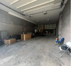 79-79A Salamander St, Edinburgh for lease Interior Photo- Image 2 of 2