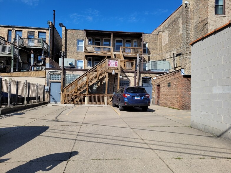 3843-3845 N Lincoln Ave, Chicago, IL for lease - Building Photo - Image 3 of 5