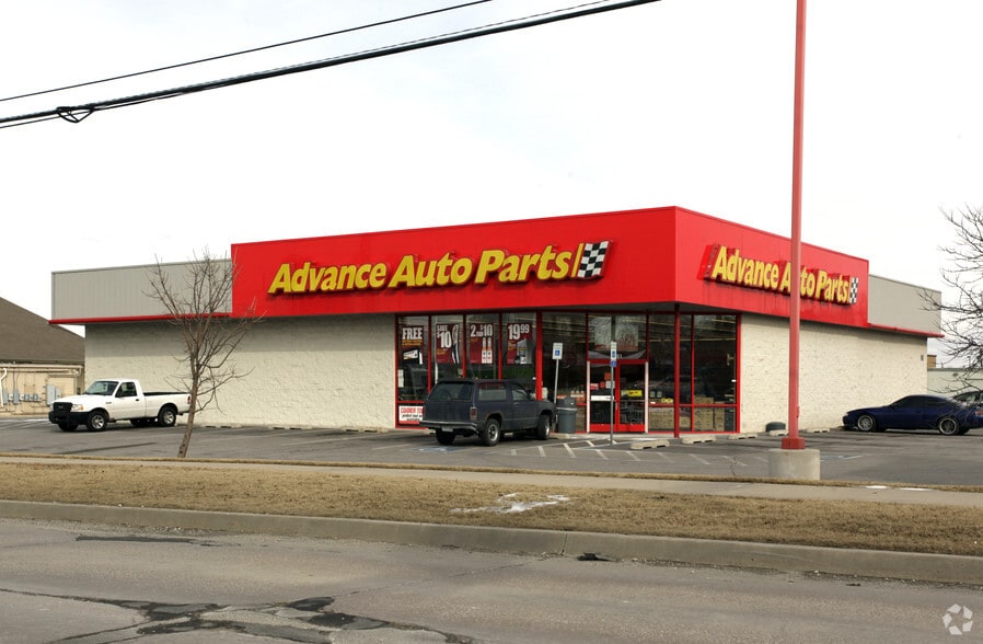 4461 S Sheridan Rd, Tulsa, OK for sale - Primary Photo - Image 1 of 10