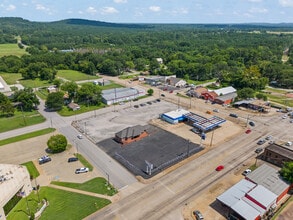 112 US Highway 271 N, Gilmer, TX for lease Interior Photo- Image 2 of 37