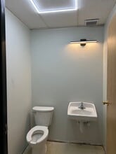 9301 Golf Rd, Des Plaines, IL for lease Interior Photo- Image 2 of 8