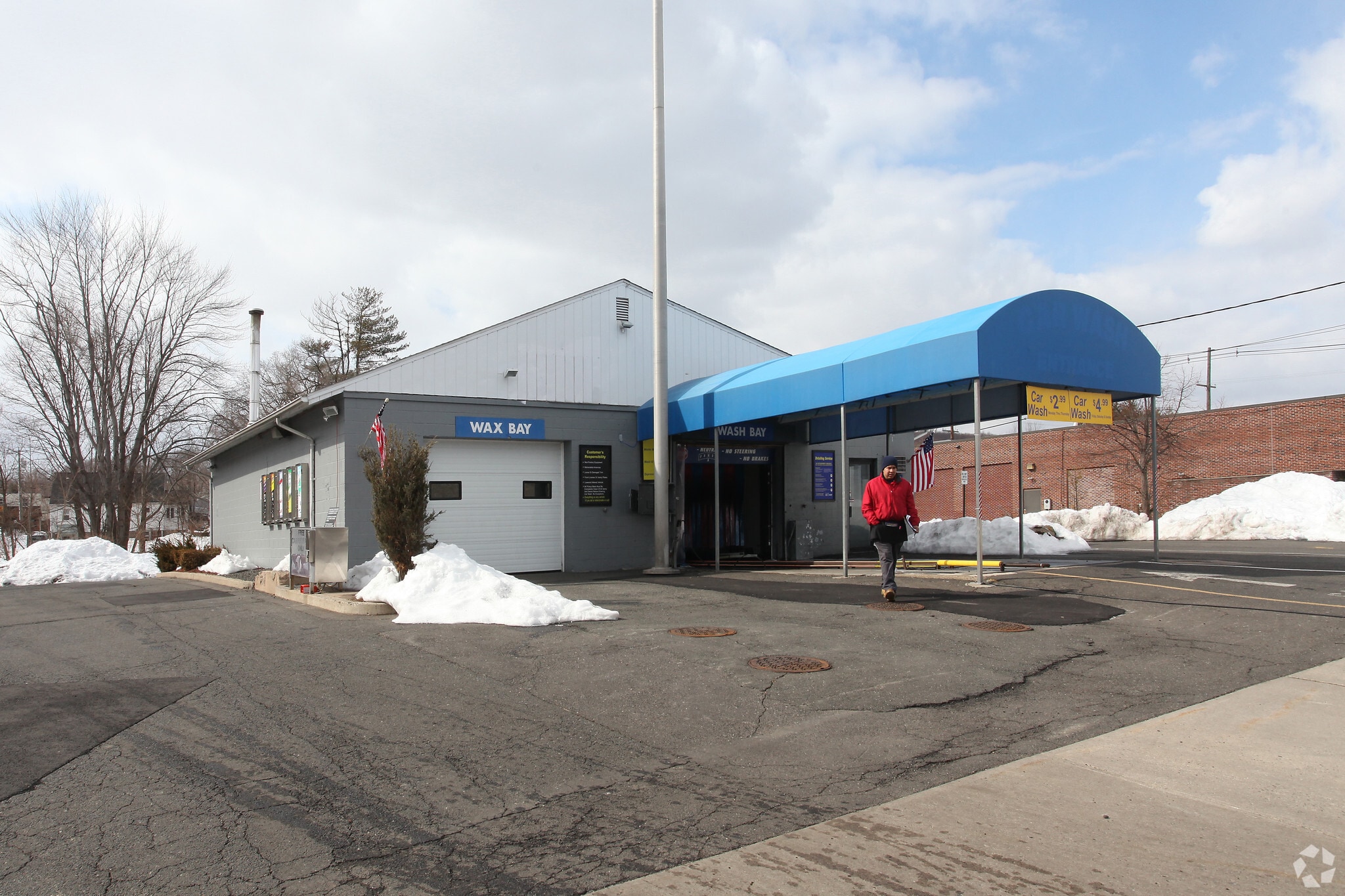 2 Dallas Ave, Bristol, CT for lease Primary Photo- Image 1 of 5