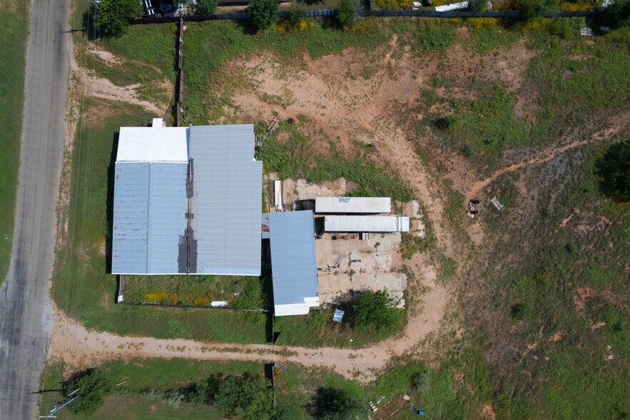 1009 Angle Ave, Llano, TX for sale - Building Photo - Image 1 of 1