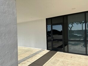 2661 Midway Rd S, Carrollton, TX for lease Interior Photo- Image 1 of 4