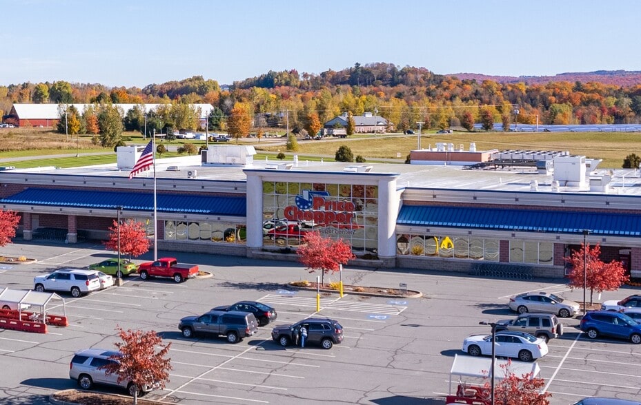 56-72 Commons Dr, Derby, VT for sale - Building Photo - Image 1 of 1