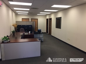 6325 Cochran Rd, Solon, OH for lease Interior Photo- Image 2 of 4