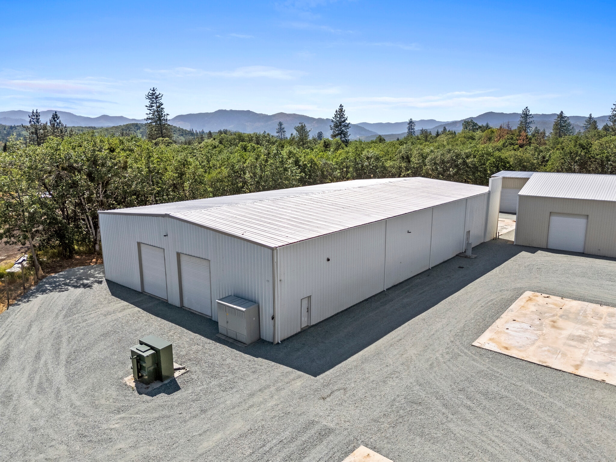 1344 Brookside Blvd, Grants Pass, OR for lease Interior Photo- Image 1 of 4