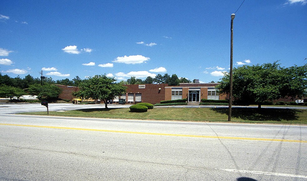 2738 Lithonia Industrial Blvd, Lithonia, GA for sale - Building Photo - Image 2 of 5