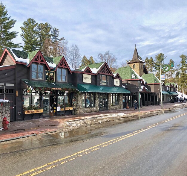 2466-2472 Main St, Lake Placid, NY for sale - Building Photo - Image 1 of 1