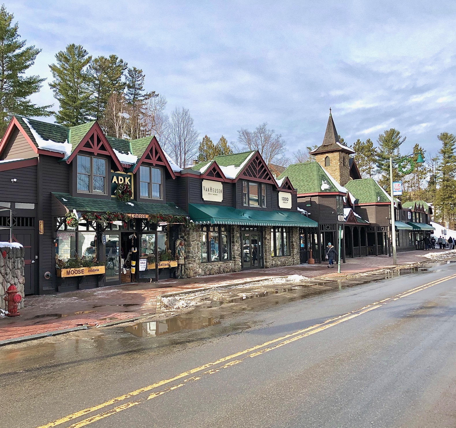 2466-2472 Main St, Lake Placid, NY for sale Building Photo- Image 1 of 1