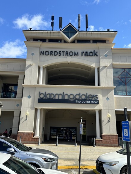1 Buckhead Loop NE, Atlanta, GA for lease - Building Photo - Image 2 of 21