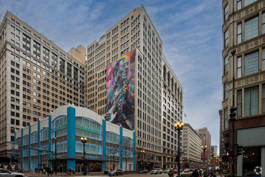 17 N State St, Chicago, IL for lease - Primary Photo - Image 1 of 13