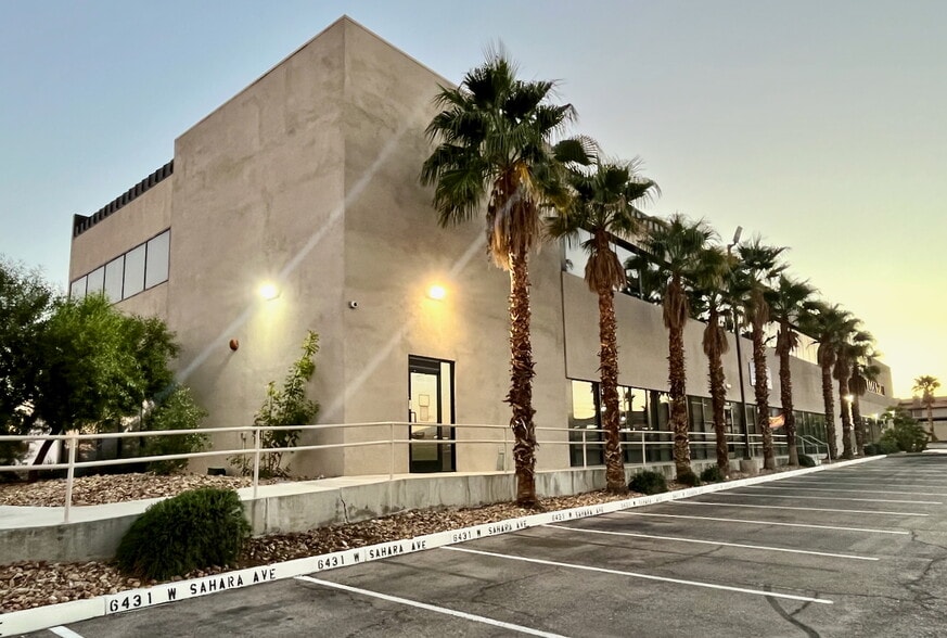 6431 W Sahara Ave, Las Vegas, NV for lease - Building Photo - Image 3 of 7