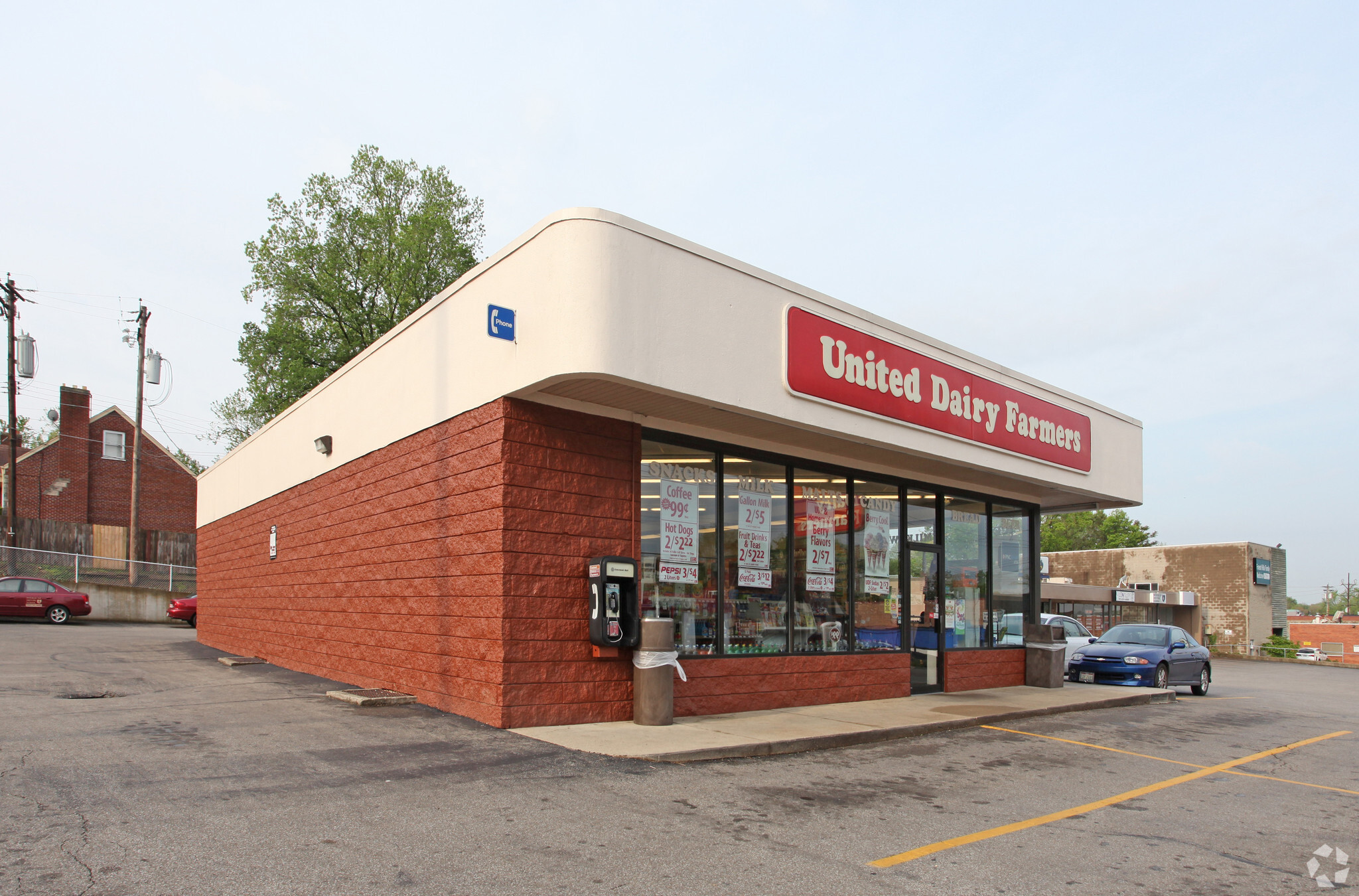 7197 Beechmont Ave, Cincinnati, OH for lease Primary Photo- Image 1 of 3