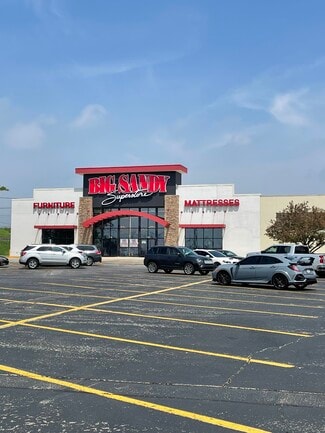 More details for 5946 Grape Rd, Mishawaka, IN - Retail for Sale