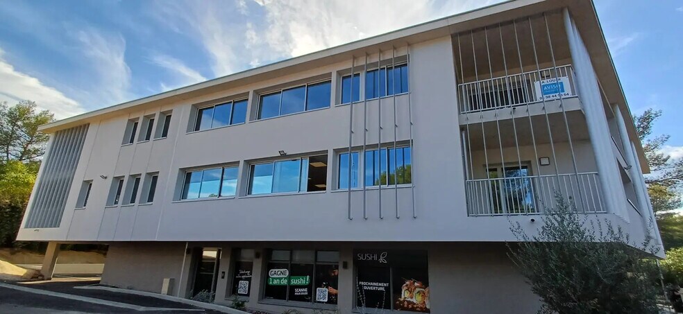 Office in Saint-Gély-du-Fesc for lease - Building Photo - Image 2 of 11