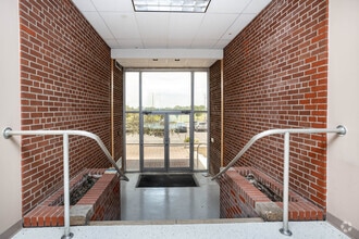 1 General Motors Dr, Syracuse, NY for lease Interior Photo- Image 1 of 9