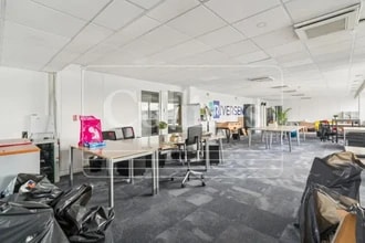 39 Rue Du Gouverneur Général Eboué, Issy-les-Moulineaux for lease Interior Photo- Image 1 of 6