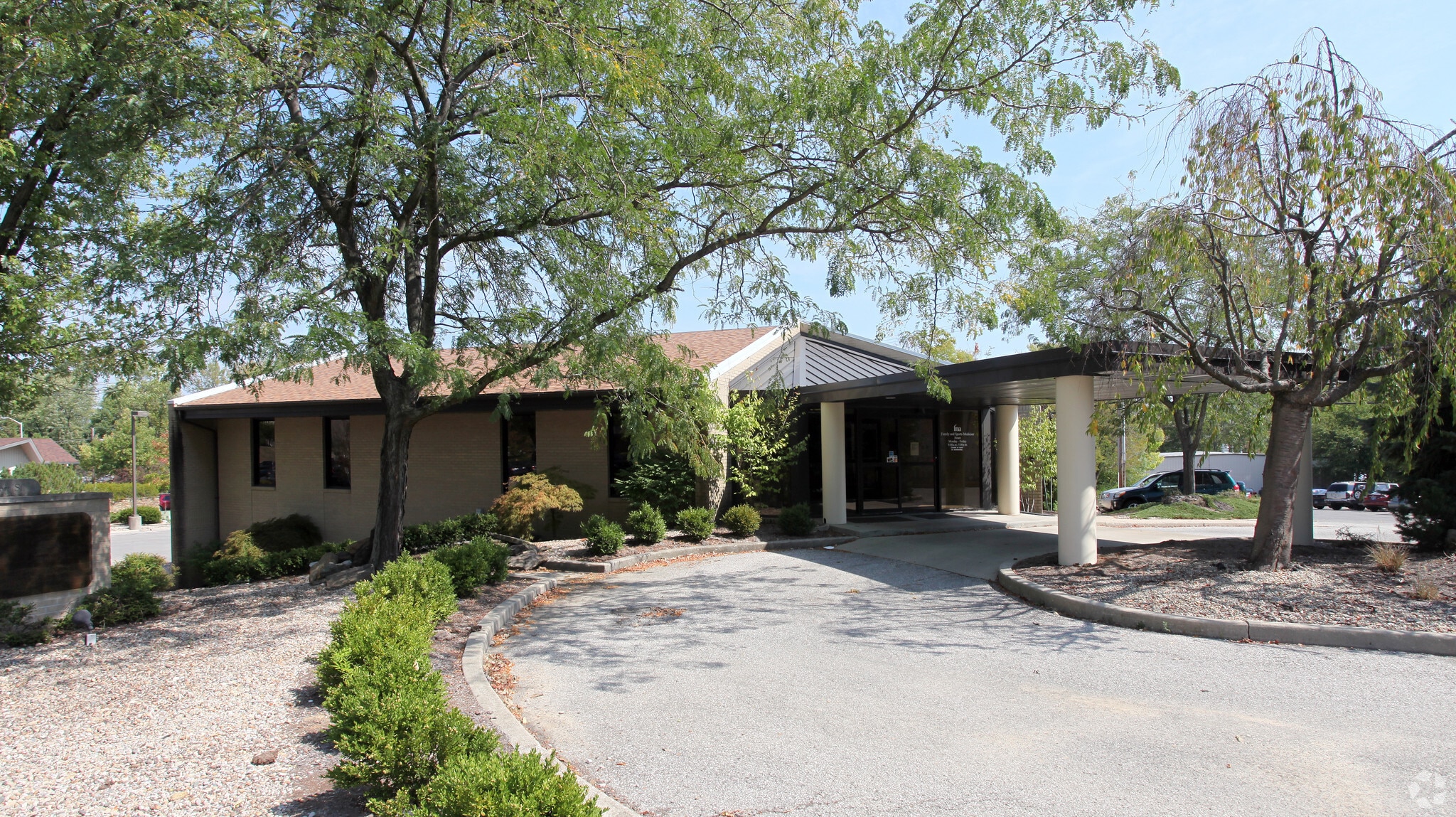 719 S Rogers St, Bloomington, IN for sale Primary Photo- Image 1 of 1