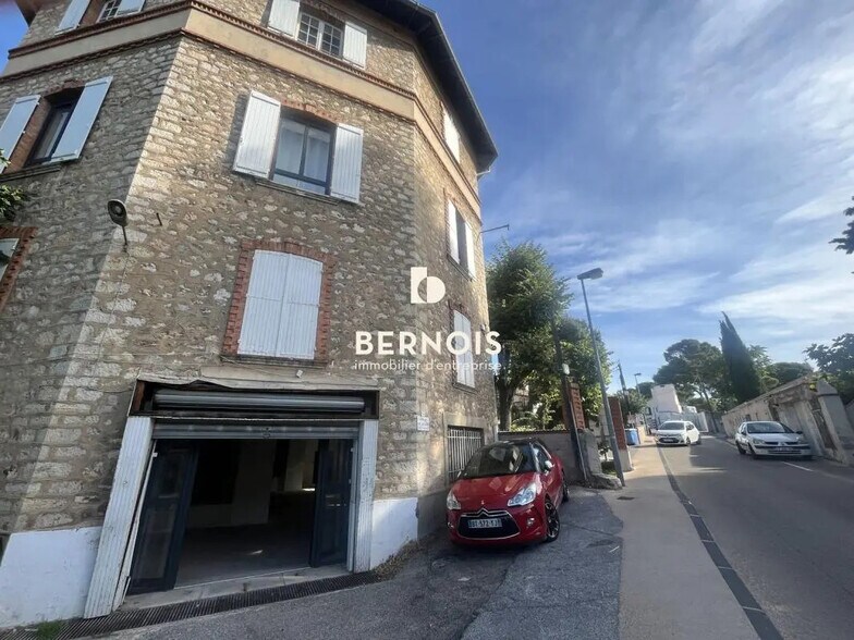 Office in Toulon for sale - Building Photo - Image 2 of 10