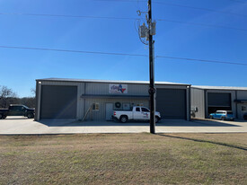 South College Station Office Warehouse w Yard - Warehouse