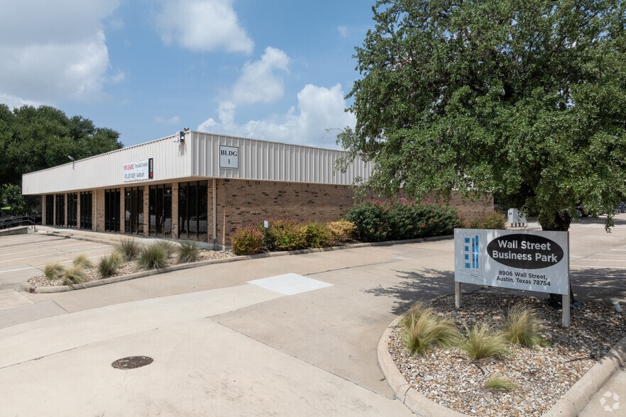 8906 Wall St, Austin, TX for lease - Building Photo - Image 2 of 25
