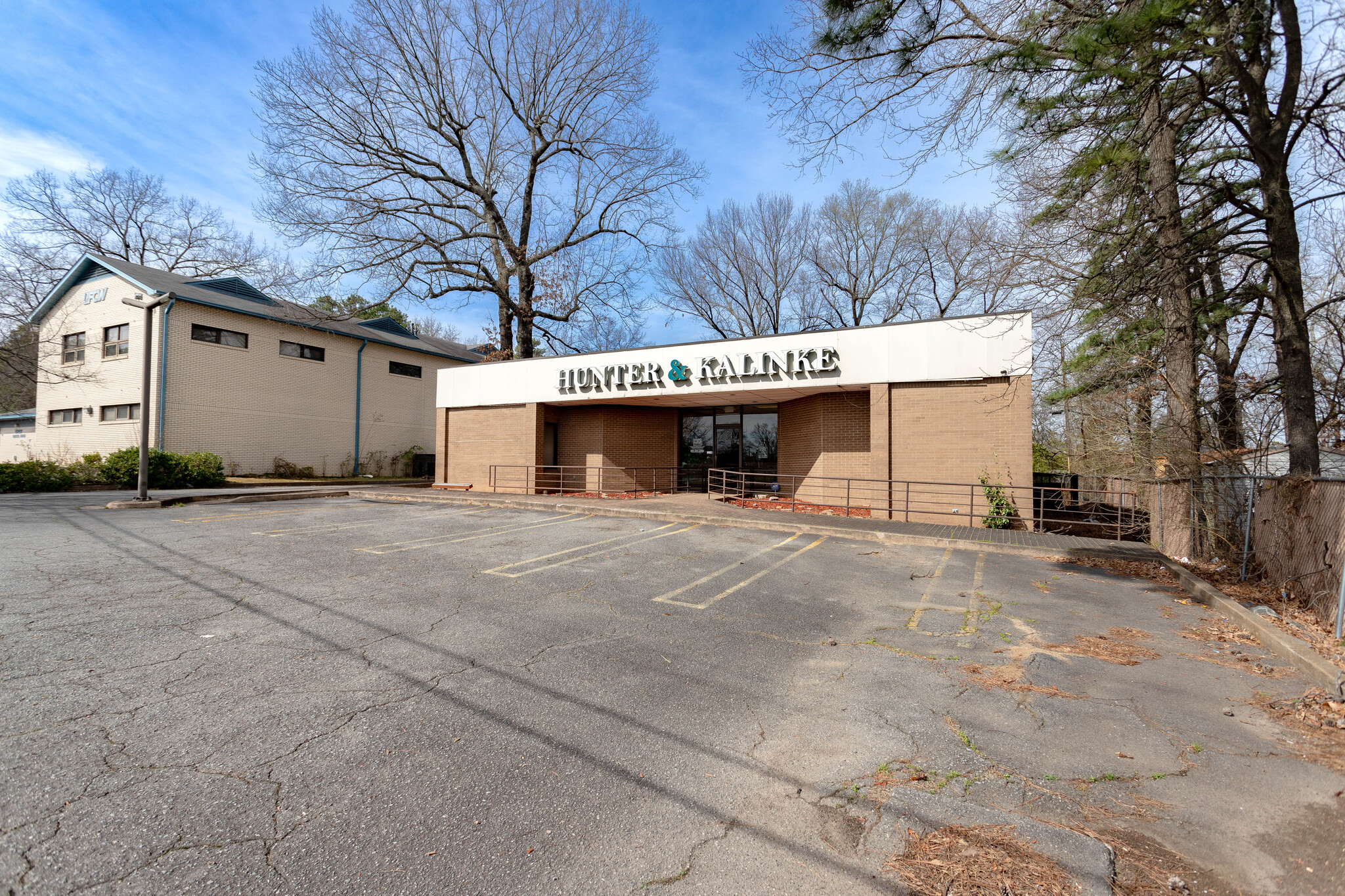 7900 Interstate 30, Little Rock, AR 72209 - Office for Sale | LoopNet