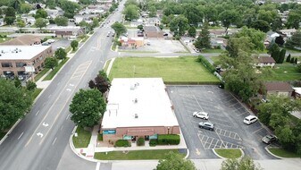 9957-9959 S Roberts Rd, Palos Hills IL - Loft