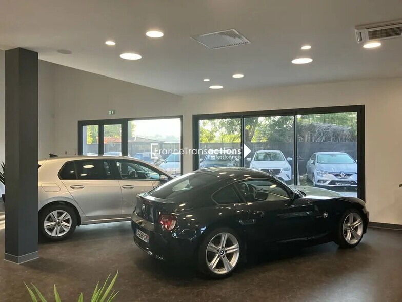 Retail in Balma for lease - Interior Photo - Image 2 of 5