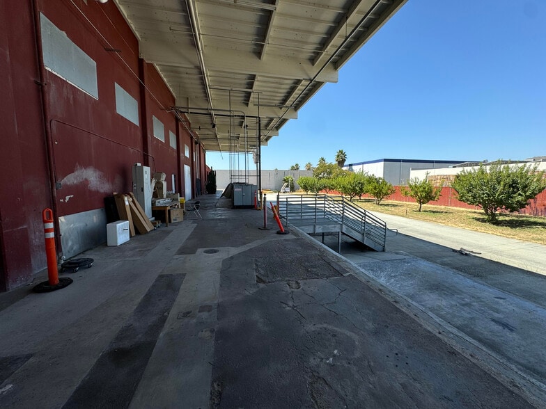 1885 Las Plumas Ave, San Jose, CA for sale - Building Photo - Image 2 of 47