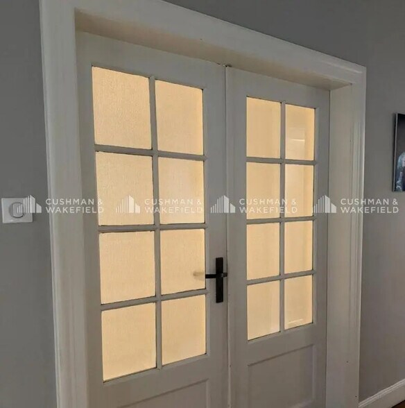 Rue De Lattre De Tassigny, Schiltigheim for sale - Interior Photo - Image 3 of 7