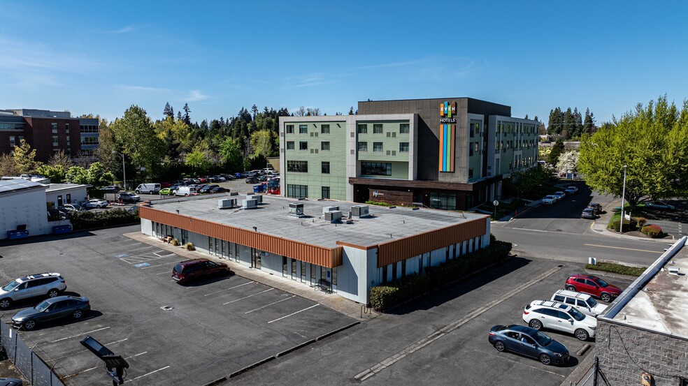 71 Centennial Loop, Eugene, OR for lease - Building Photo - Image 3 of 6