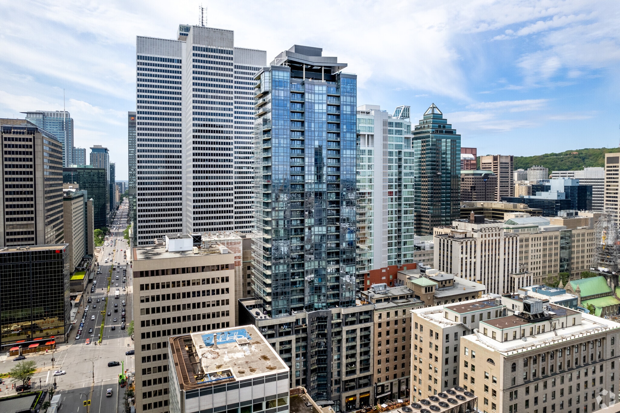 1188 Av Union, Montréal, QC for sale Primary Photo- Image 1 of 1