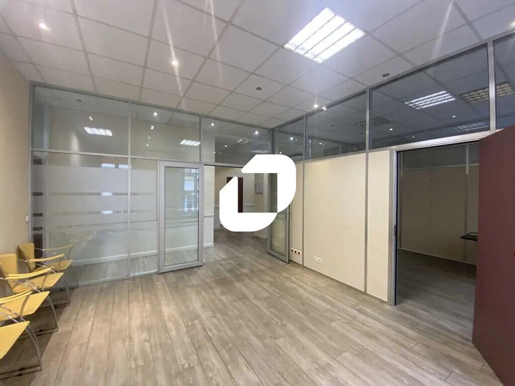 Location Bureaux 200 m² - Photo 1