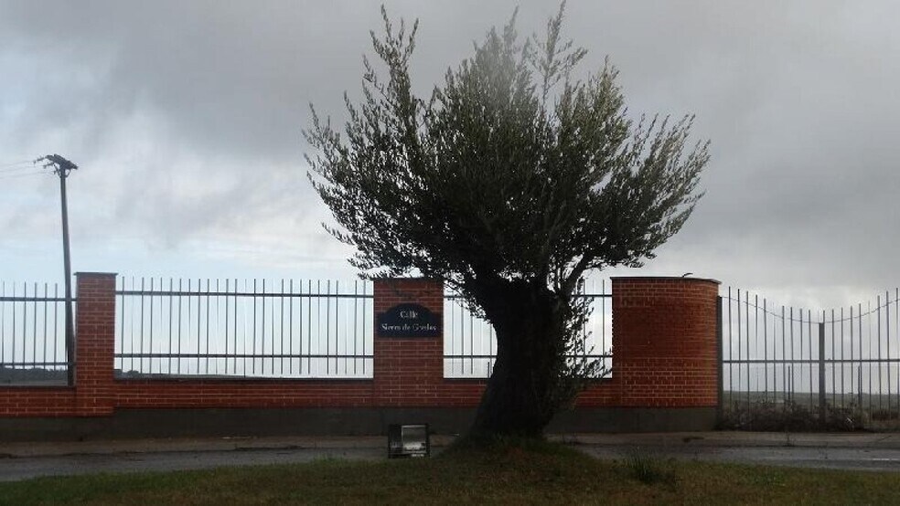 Land in Salamanca for sale - Building Photo - Image 3 of 3