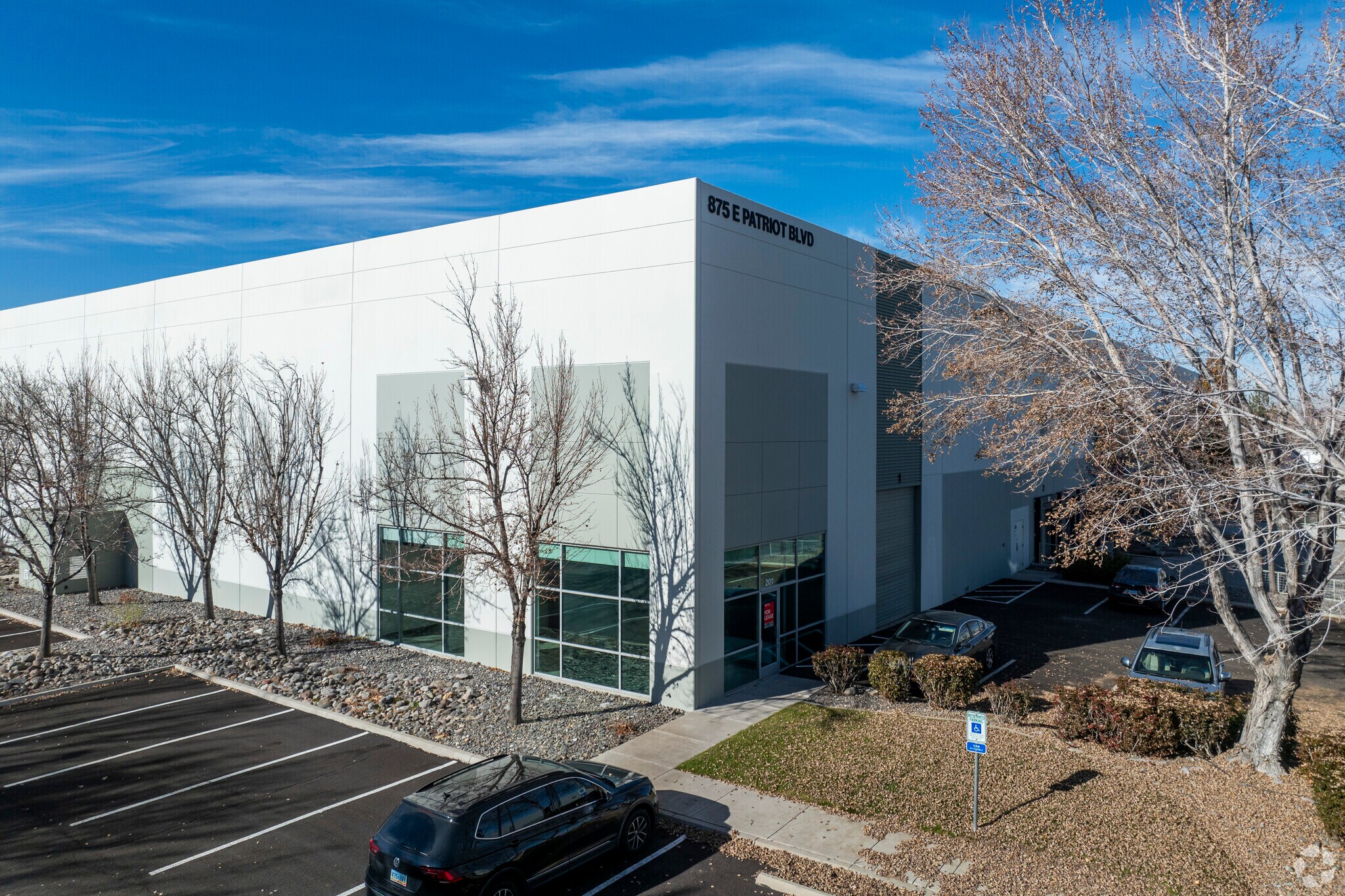 875 E Patriot Blvd, Reno, NV for lease Primary Photo- Image 1 of 5