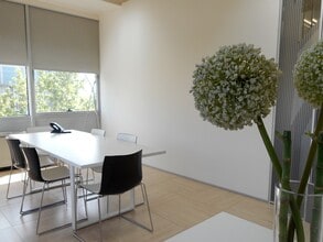 Calle Bahía de Pollensa, 5-7, Madrid, Madrid for lease Interior Photo- Image 2 of 7