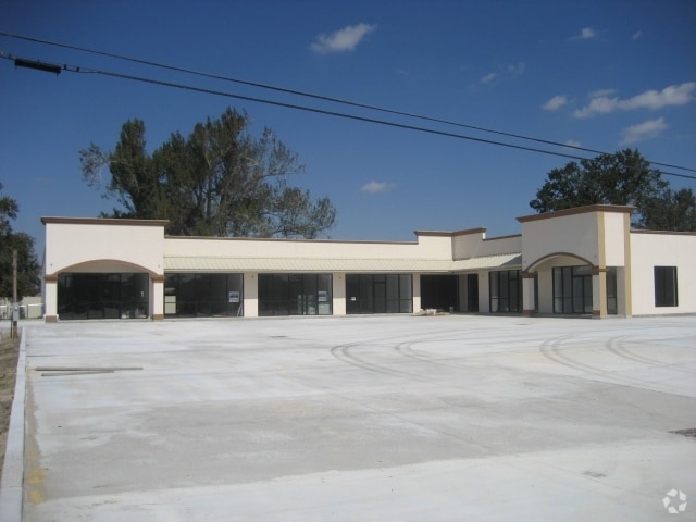 5210 Lapalco Blvd, Marrero, LA for sale - Primary Photo - Image 1 of 1