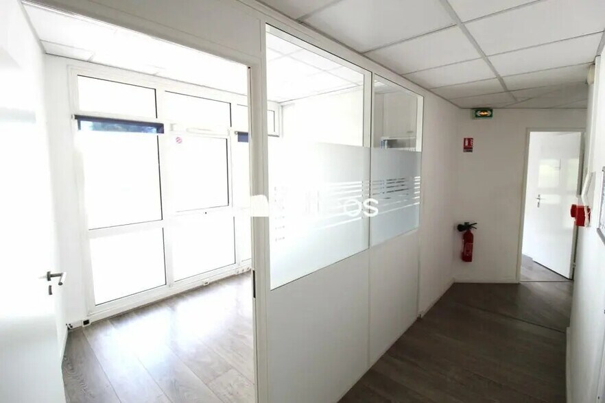 60 Boulevard Déodat De Séverac, Toulouse for lease - Interior Photo - Image 2 of 10