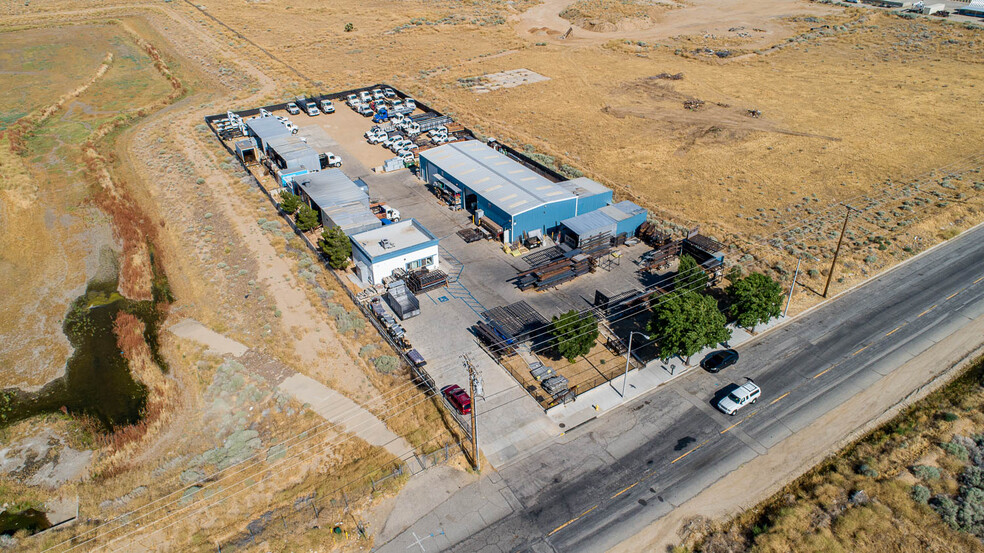 39006 20th St E, Palmdale, CA for lease - Building Photo - Image 1 of 37