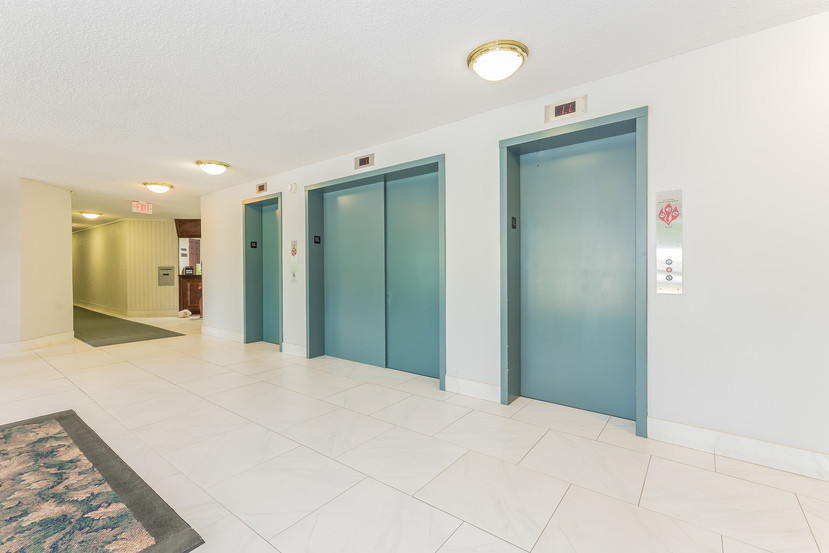 2059 Huntington Ave, Alexandria, VA for lease - Lobby - Image 3 of 29