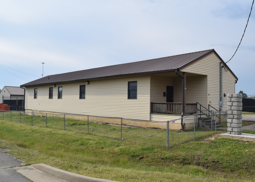 7601 Terry St, Fort Smith, AR for sale - Building Photo - Image 2 of 4